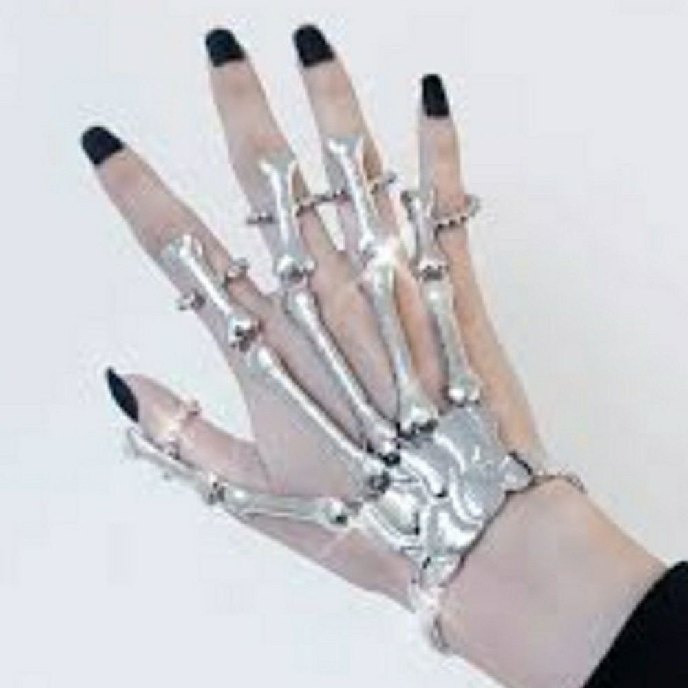 Skeleton Hand Bracelet - Picture 3 of 5